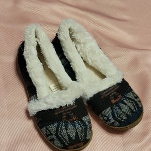 Women's Moccasin Slippers